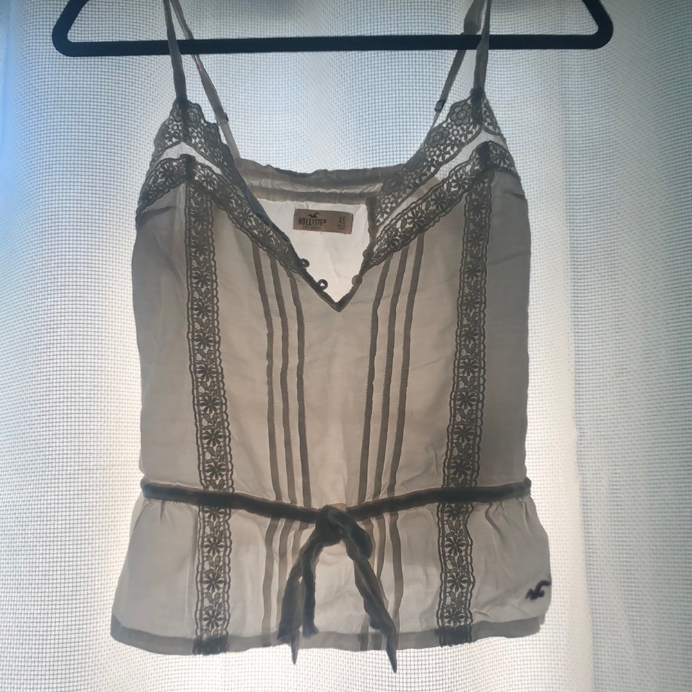 White XS Hollister top with Floral Lace Embroidery
